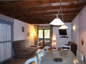 Appartement cosy rénové pour 6 pers, skis aux pieds, balcon sud, proche garderie, belles prestations - FR-1-322-257